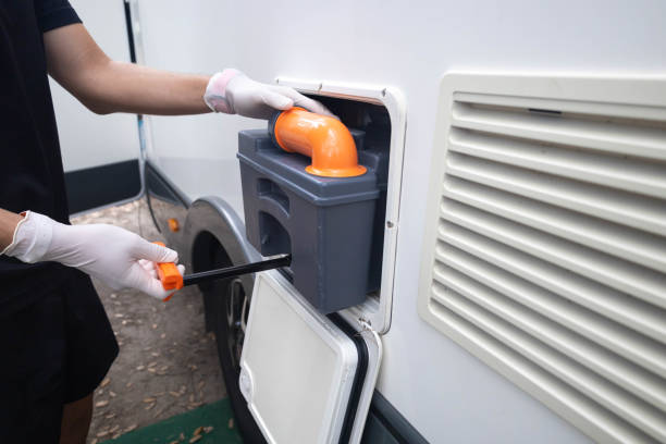 Best Portable restroom trailer rental  in Hagerstown, IN